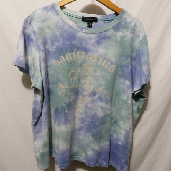 Forever 21 Tops - FOREVER 21 Sagittarius Crop Tee | 2X